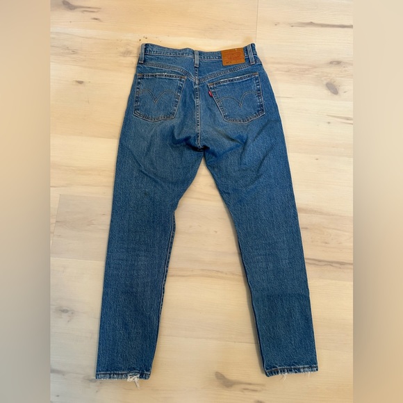 Blue Levi’s 501 Jeans. Waist 26, length 28 - Picture 2 of 4